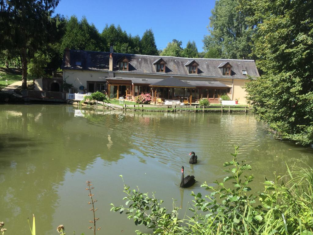 Le Moulin Calme Bed and Breakfast Luceau Exteriör bild
